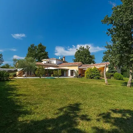 Chantilly Holiday home