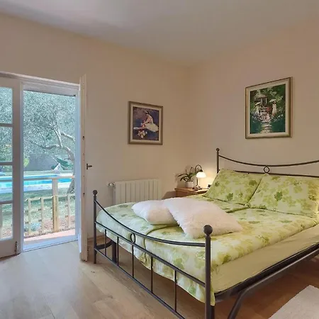 Chantilly Holiday home Porec