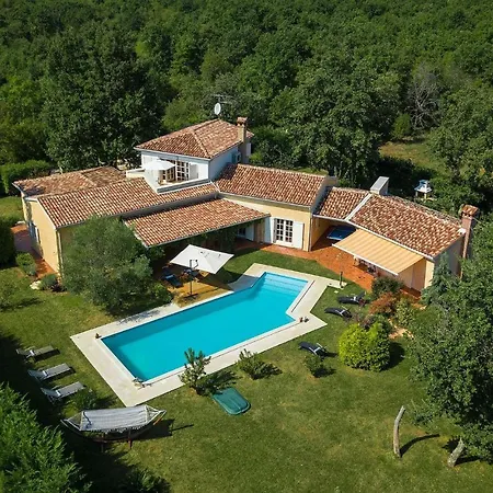 Holiday home Chantilly