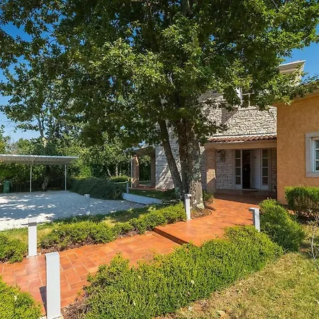 Chantilly Holiday home